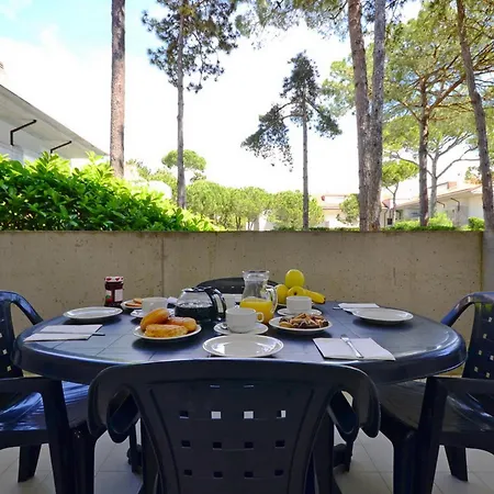Parco Hemingway-23 By Interhome